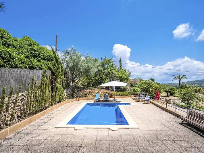 Villa für 2 Personen, mit Pool und Terrasse - 1
