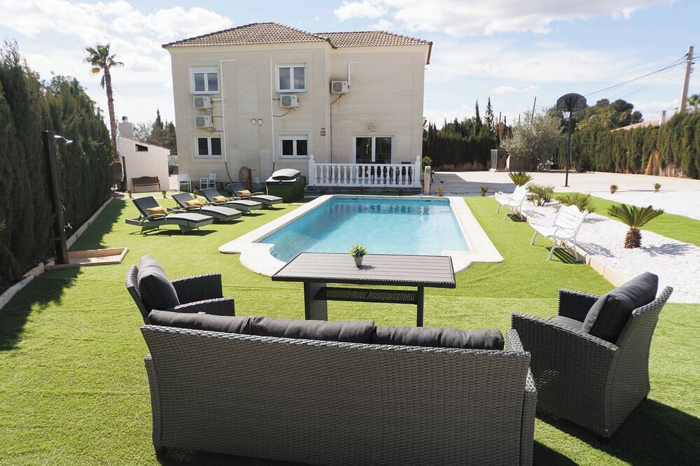 4-bedrooms villa in Liria, 25 min to Valencia in Liria, Provincia de Valencia