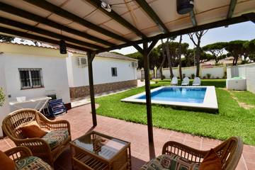 Villa pour 6 Personnes dans Los Gallos-Cerromolino, Chiclana de la Frontera, Photo 1