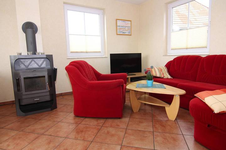 Ferienhaus für 6 Personen, mit Terrasse und Sauna in Kühlungsborn - 2
