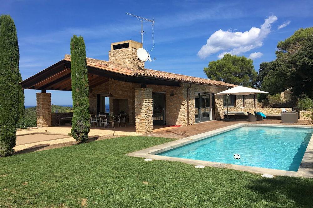 Casa vacanza a Begur a partire da 808€ a notte
