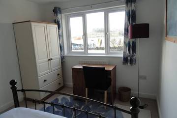 Holiday Home for 7 People in Plymouth, South West England, Photo 3