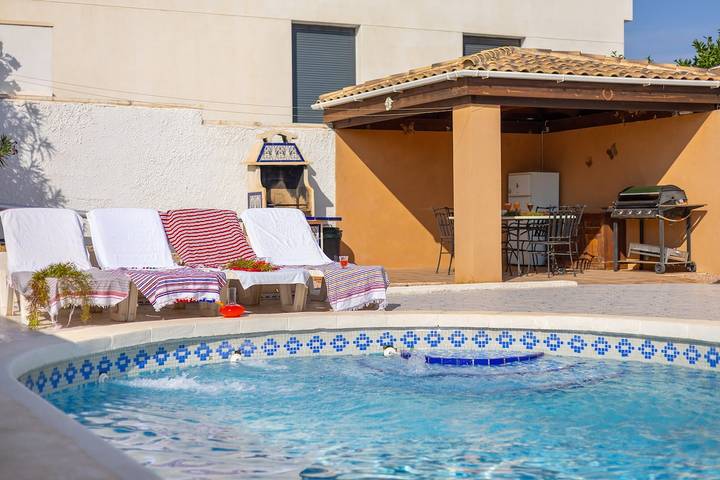 Villa pour 6 personnes, avec piscine et jardin, animaux acceptés à Rojales - 3