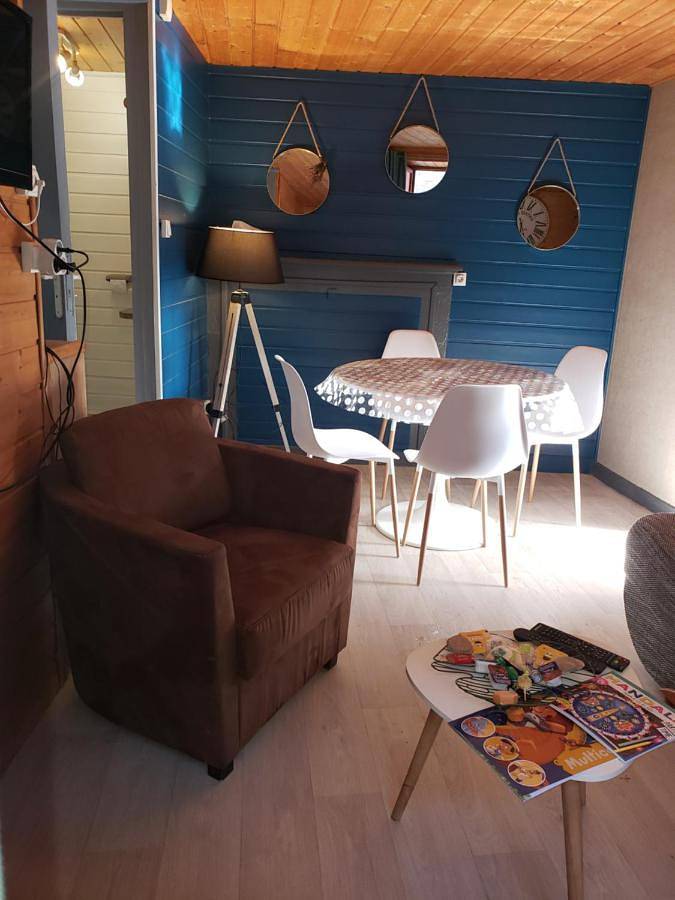 Gîte pour 4 personnes, avec vue dans Office De Tourisme Besse - 2