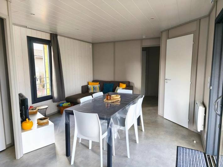 Gîte pour 6 personnes, avec jardin et piscine, animaux acceptés à Marzan - 4