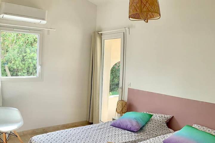 Location de vacances pour 5 personnes, avec Terrasse et Jardin dans Parc ornithologique du Pont de Gau - 3
