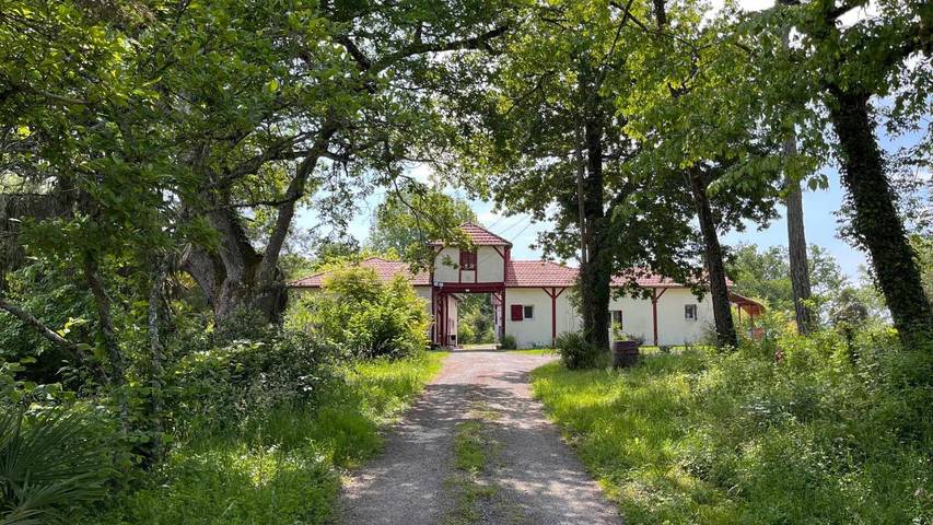 Maison d’hôte pour 2 personnes, avec vue ainsi que piscine et jardin - 1