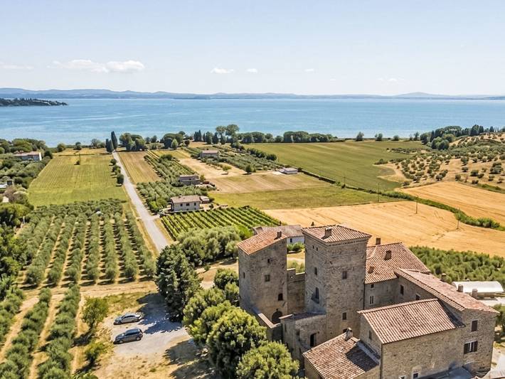 Appartamento per 4 persone, con Terrazza e Giardino a Magione