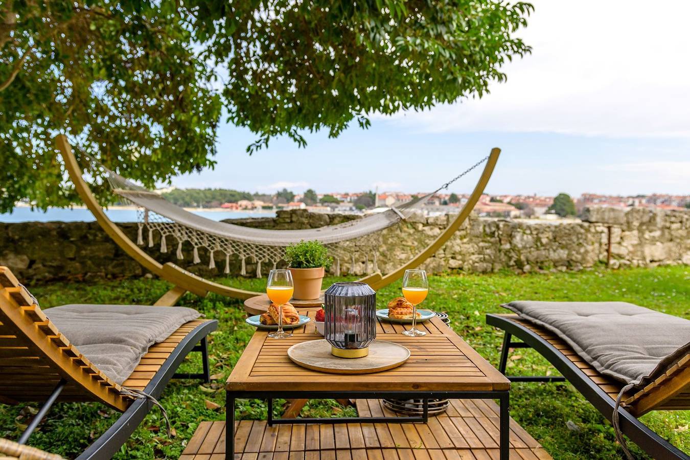 Apartamento entero, Exclusive Seafront Bacchus Apartment
 in Poreč, Grad Poreč