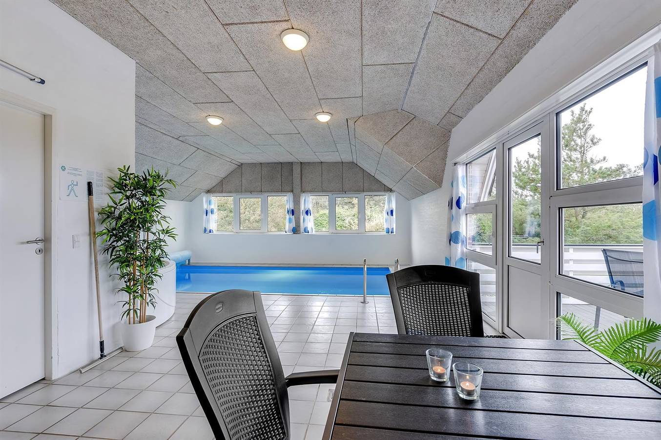 Nice home in Ringkøbing w/ Wifi, Sauna and 4 Bedrooms in Lodbjerg Hede, Ringkøbing