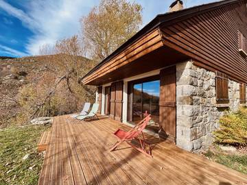 Maison de campagne pour 6 personnes, avec vue et terrasse, animaux acceptés à Égat