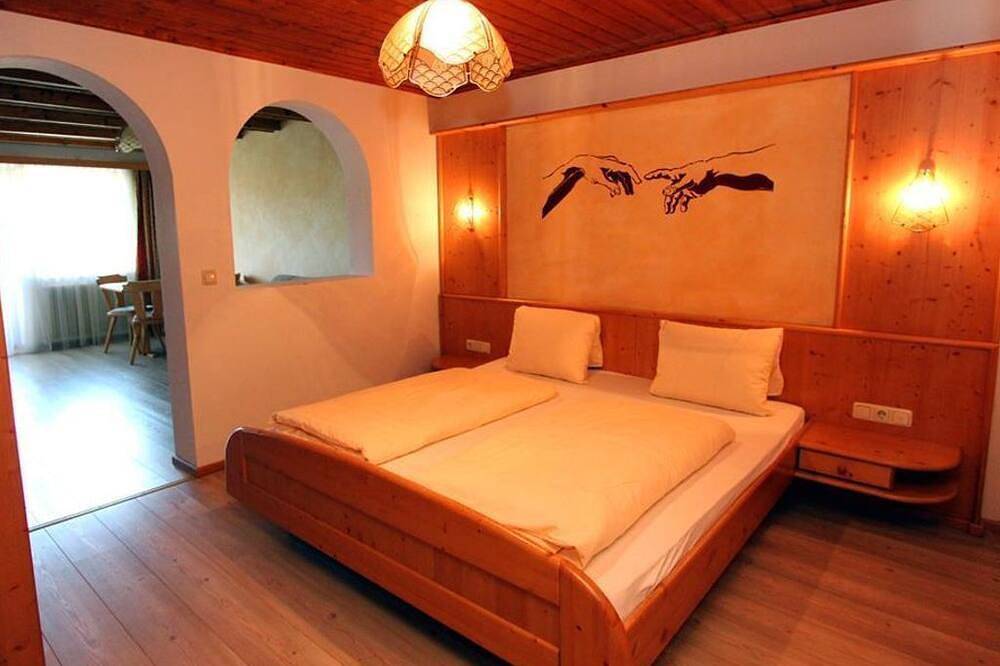 Doppelzimmer mit Dusche, Wc - Forsthof in Alpendorf, Sankt Johann im Pongau