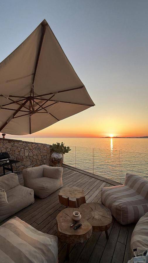 Villa vue mer panoramique - gym - sauna - balnéothérapie in Marseille, Marseille en omgeving