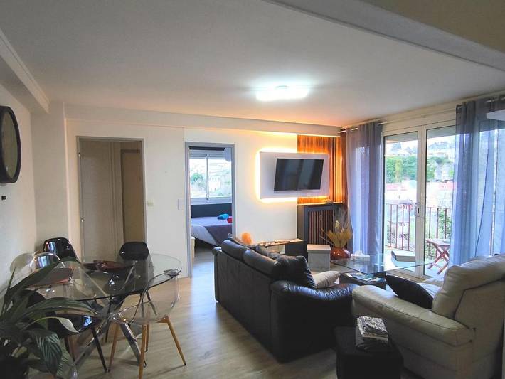 Appartement de vacances pour 11 personnes, avec Balcon ainsi que Terrasse et Vue à Poitiers