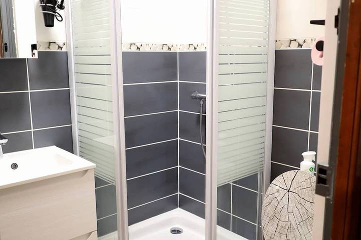 Appartement entier, Cocon pour 2, Mers les Bains, vue mer par balcon. Coloré, lumineux, acceuillant. in Mers-les-Bains, Région d'Abbeville