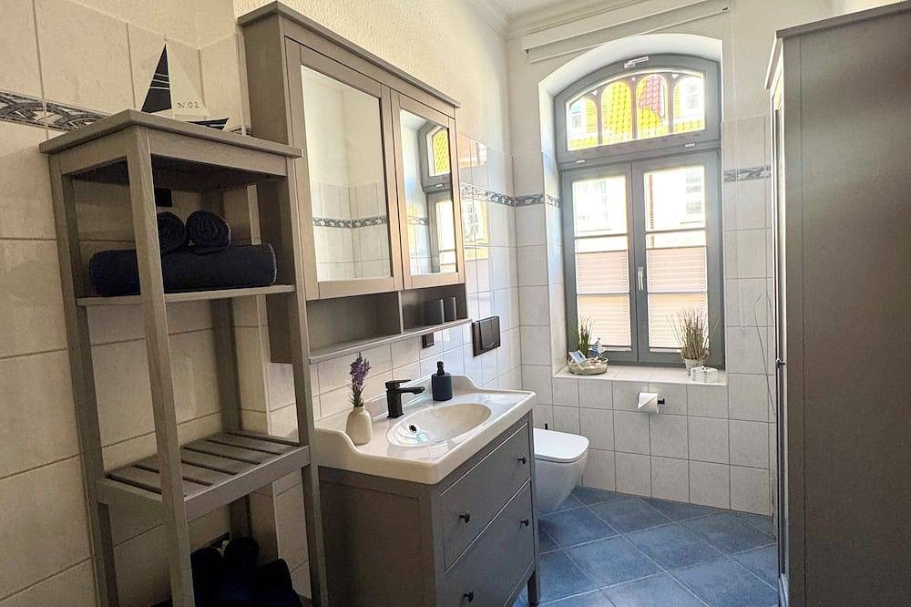 Ganze Wohnung, Die Ferienwohnung liegt in einem denkmalgeschützten Haus im Herzen Bad Doberan. in Bad Doberan (Stadt), Bad Doberan