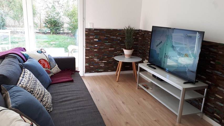 Gîte pour 4 personnes, avec jardin à Champs-sur-Marne - 3