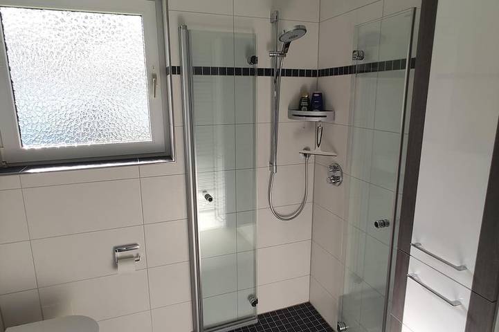 Ganze Wohnung, Ferienwohnung  zur \"Oberen Burg\" in Rheinbreitbach, Landkreis Neuwied