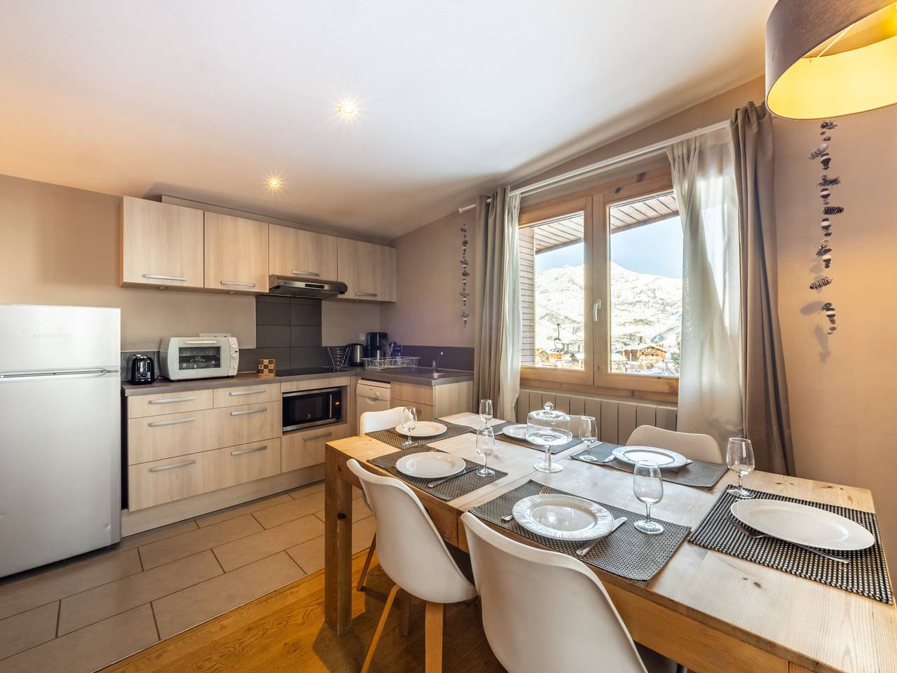 Entire apartment, Tignes Apartment 6 pers, ski-in/ski-out, balcony, pets allowed in Tignes, Massif de la Vanoise