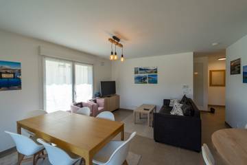 Cottage pour 5 personnes, avec balcon, adapté aux familles à Sévrier