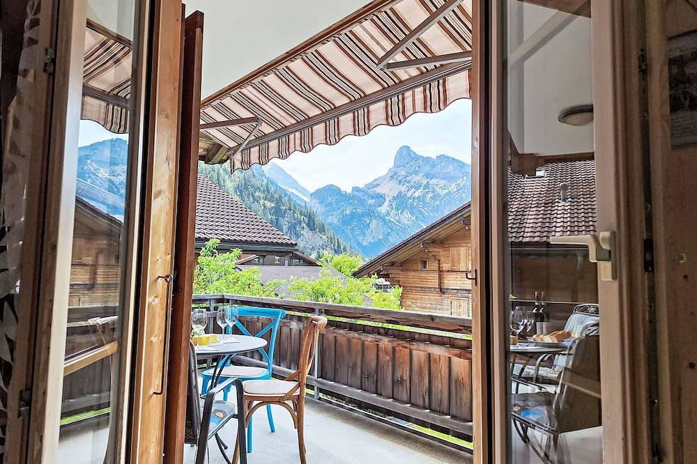 Ganze Wohnung, Gemütliche Wohnung für 4 Personen mit  W-Lan, Tv, Balkon, Haustiere erlaubt und Panoramablick in Kandersteg, Frutigen - Lenk - Adelboden