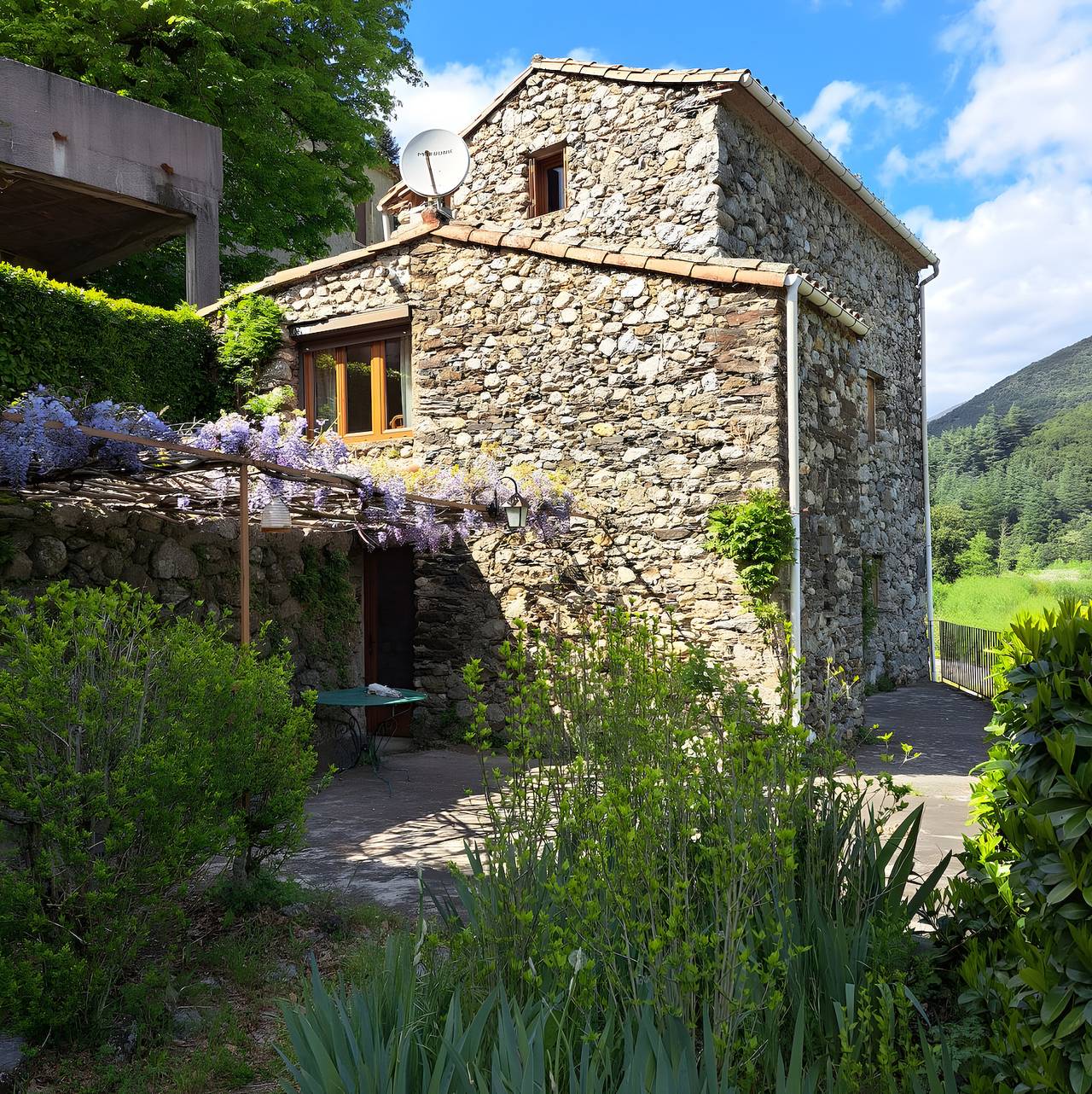 La clé de l'Arboux - Maison cévenole au pied du mont Aigoual in Mandagout, Parc national des Cévennes