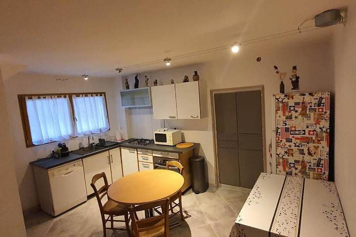 Gîte pour 3 personnes, avec vue à Thyez - 2