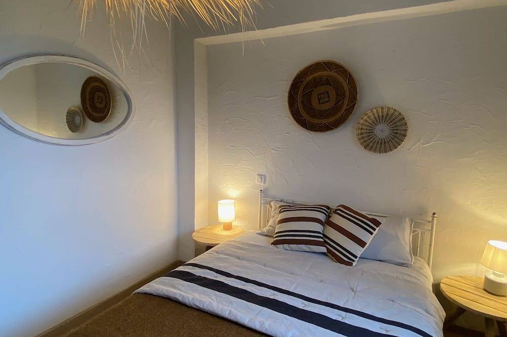 Ganze Wohnung, Maisonnette apartment 69M2 2bed with large terrace sea and mountain view in Vallauris, Mittelmeerküste (Frankreich)