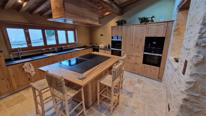 Gîte d’Albert – 15 Personen, private Terrasse, Wlan und Klimaanlage in Oise