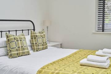 Glamping for 6 People in Swansea region, Photo 1