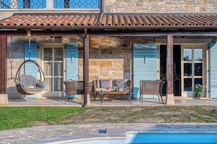 Ferienhaus für 10 Personen, mit Whirlpool und Garten