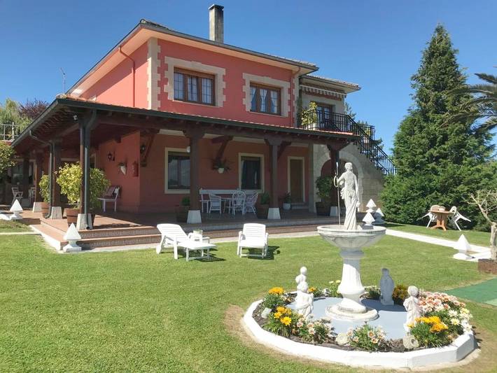 Gîte pour 2 personnes, avec Terrasse et Jardin à Santillana del Mar