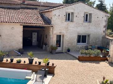 Location de vacances pour 4 personnes, avec terrasse et piscine à Marsac