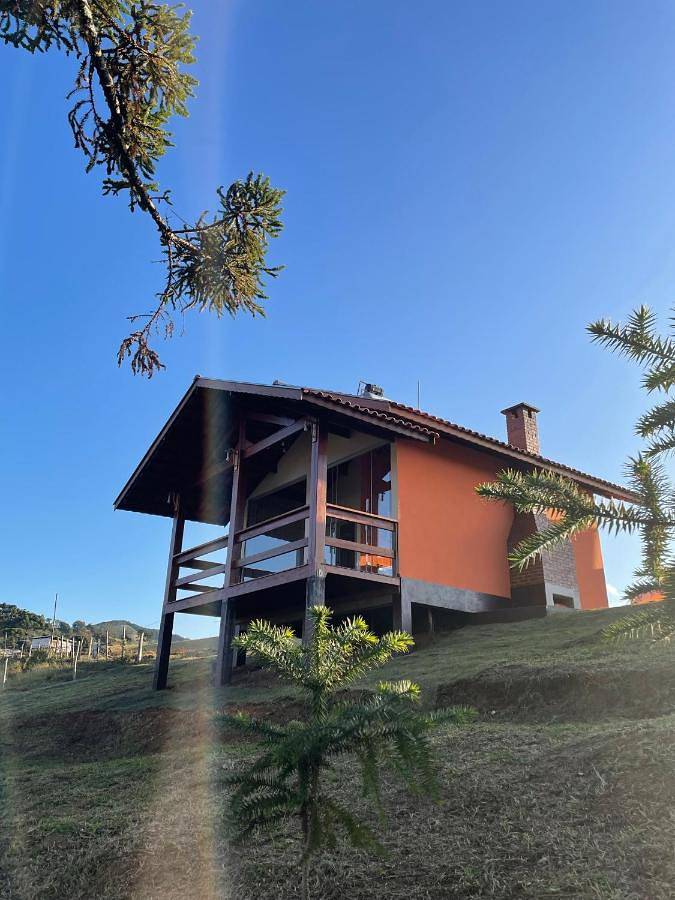 Casas e apartamentos de temporada para 2 pessoas, com jardim e jacuzzi em Paraisópolis