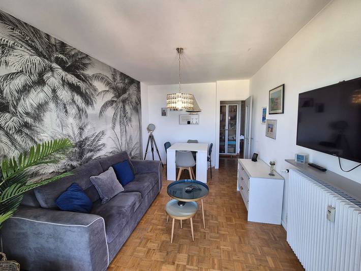 Entire holiday apartment, 4 sleeps, Wifi, A/C, See view, all on foot in Saint-Mandrier-sur-Mer, Mediterranean Coast (France)