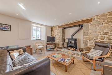 Gîte pour 8 personnes, avec terrasse et jardin à Lampaul-Plouarzel