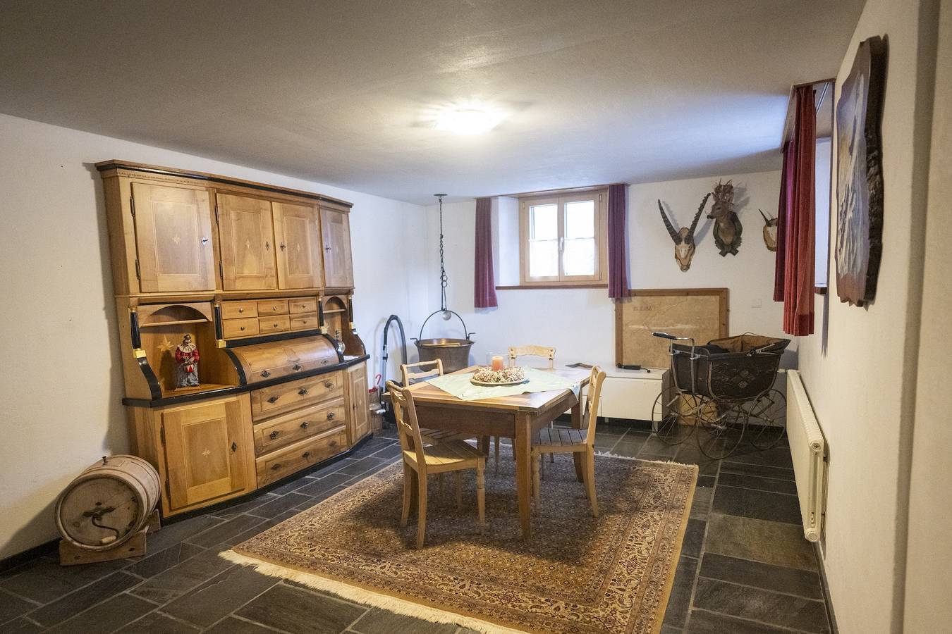 Ganze Wohnung, Chasa Bügliet: Ferienwohnung im Dorfkern von Sent in Sent, Unterengadin