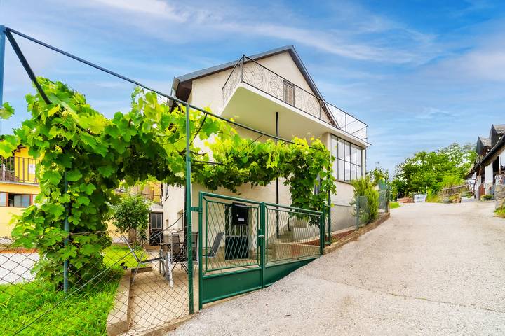 Apartamento para 5 personas, con terraza, Familias con niños en Zagreb