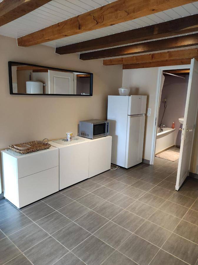 Appartement entier, L'Echappée Crançotine in Hauteroche, Jura Francais