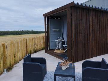 Cottage pour 2 personnes, avec balcon ainsi que jardin et vue à Froidchapelle