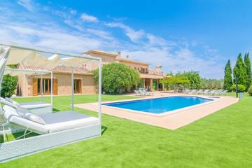 Villa in Santa Margalida, North Majorca für 10 