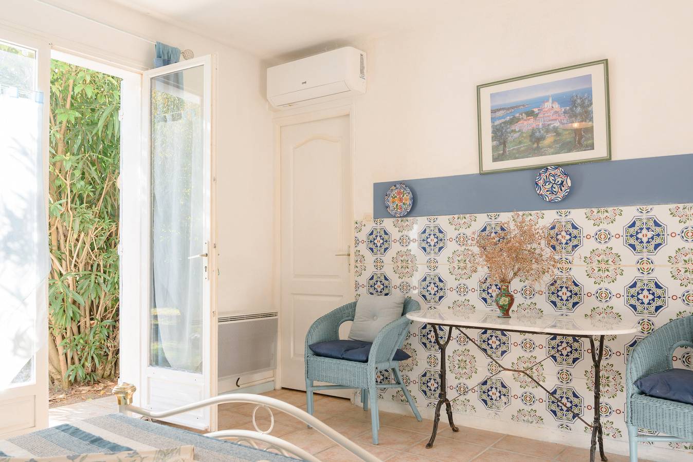 Bed and Breakfast 'Chambre Farniente' mit Gemeinschaftsgarten und Klimaanlage in Saint-Cyprien, Côte d'Améthyste