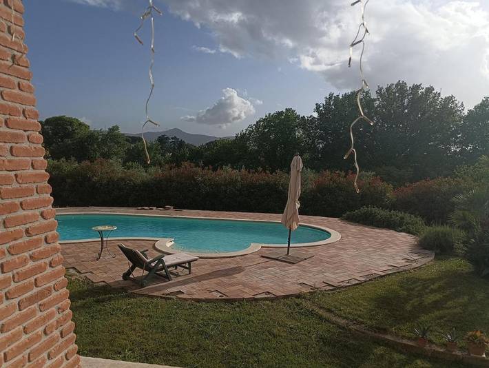 Appartamento per 2 persone, con Idromassaggio e Terrazza nonché Giardino e Piscina a Zagarolo
