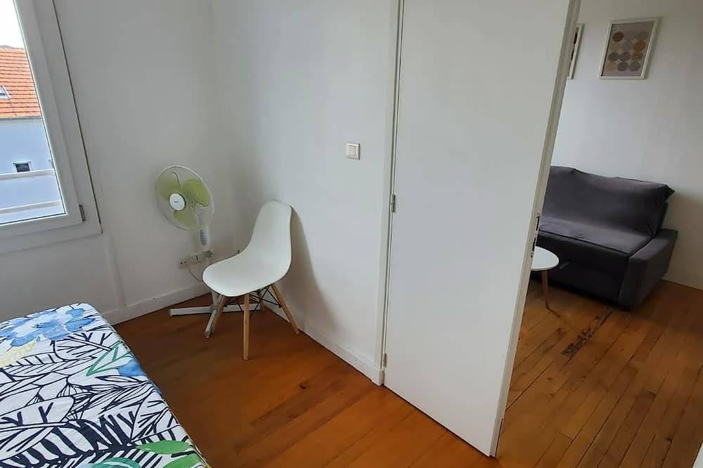 Appartement entier, Charmant F2 avec vue, proche centre in Clermont-Ferrand, Parc naturel régional des Volcans d'Auvergne