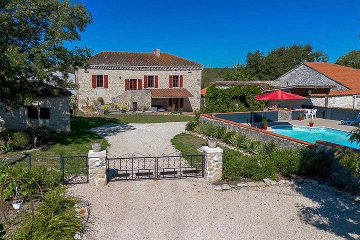 Location de vacances pour 6 personnes, avec jardin et piscine, animaux acceptés à Floressas - 4