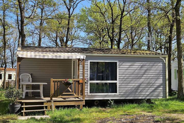 Maison de vacances pour 5 personnes, avec terrasse et piscine