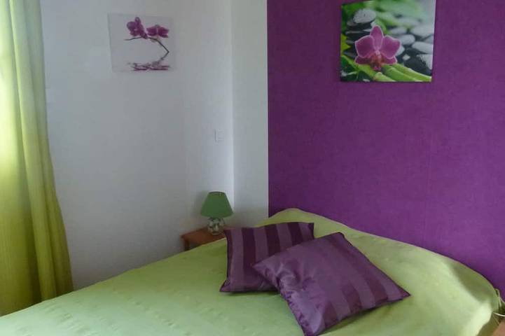 Location de vacances pour 5 personnes, avec terrasse et jardin, animaux acceptés à Saint-Côme-de-Fresné - 3