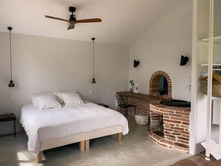 Hôtel pour 2 personnes, avec jardin ainsi que piscine et vue à Lafrançaise - 4