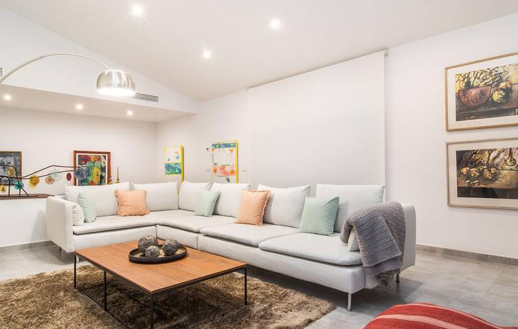 Moderno Apartamento con Piscina y Cocina, Cerca de Sineu in Sineu, Interior de Mallorca