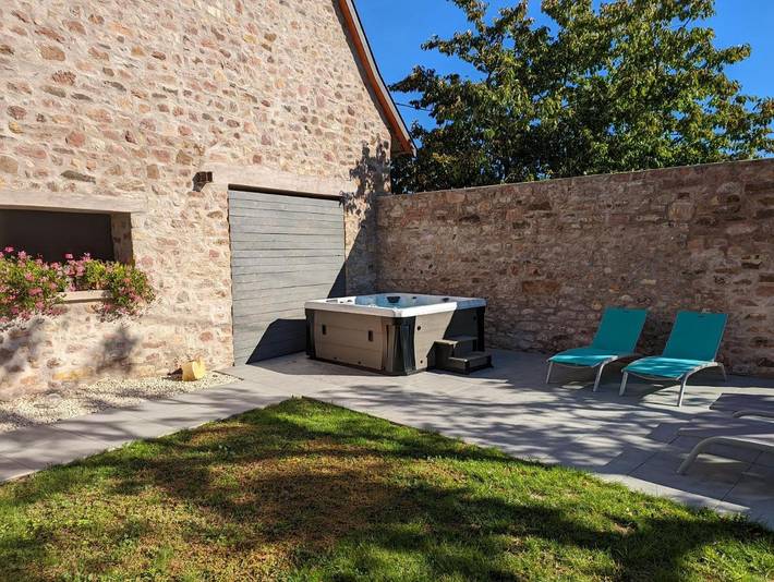 Gîte pour 2 personnes, avec jardin et vue ainsi que terrasse et piscine à Pfaffenheim - 3